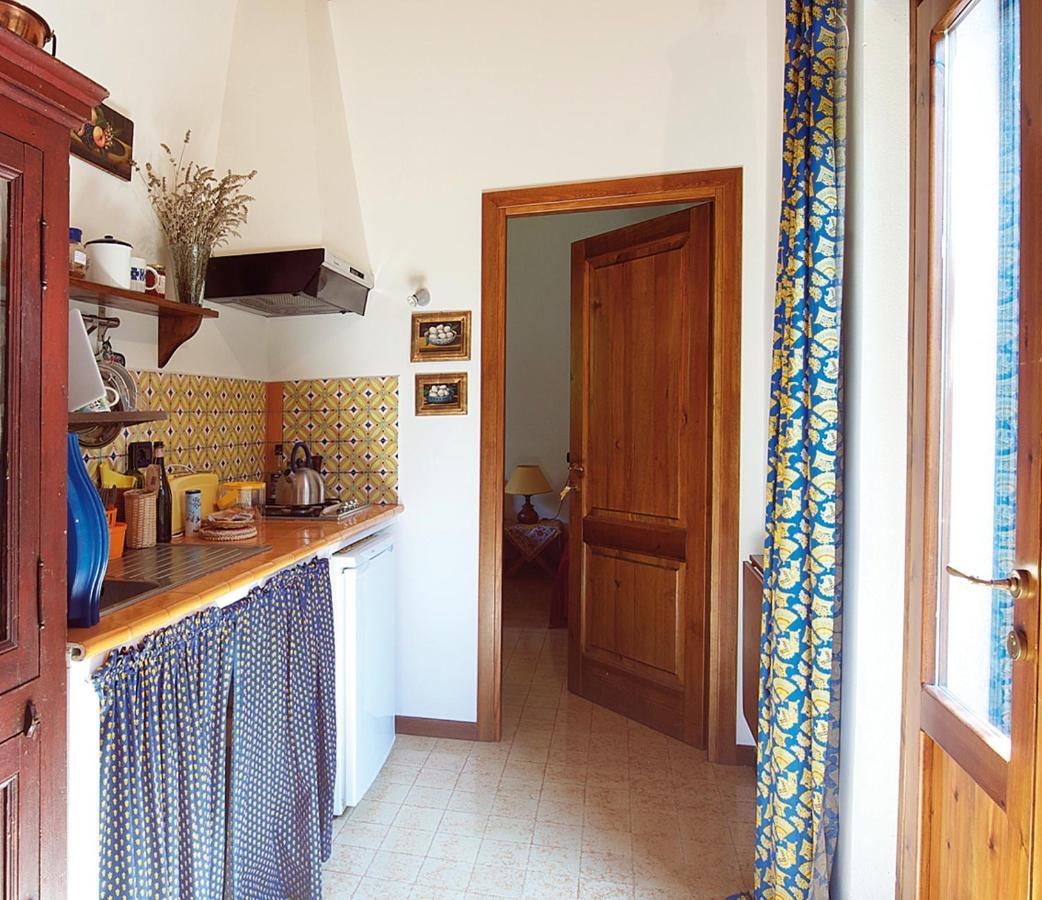 Podere La Piana Фивицано Екстериор снимка